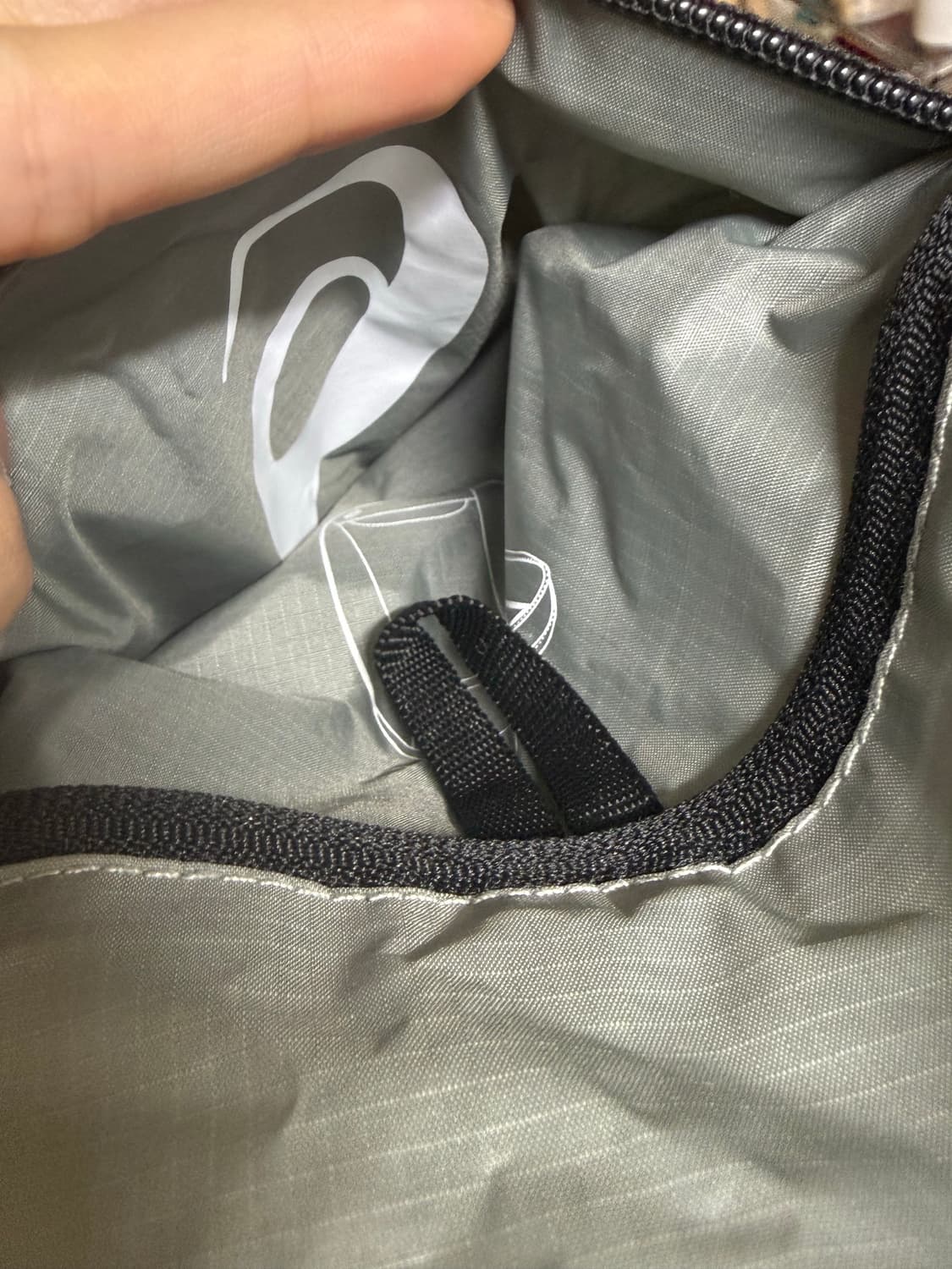 Asics 20L Packable Bag Ocean haze 상품이미지7