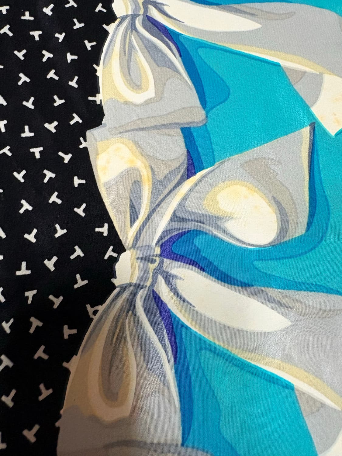 티파니앤코(Tiffany & Co.) 빈티지 실크 대판 스카프 상품이미지5