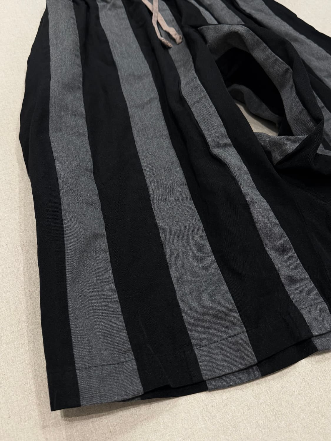 꼼데가르송 꼼꼼 14ss 와이드 도넛 스커트 팬츠 상품이미지2