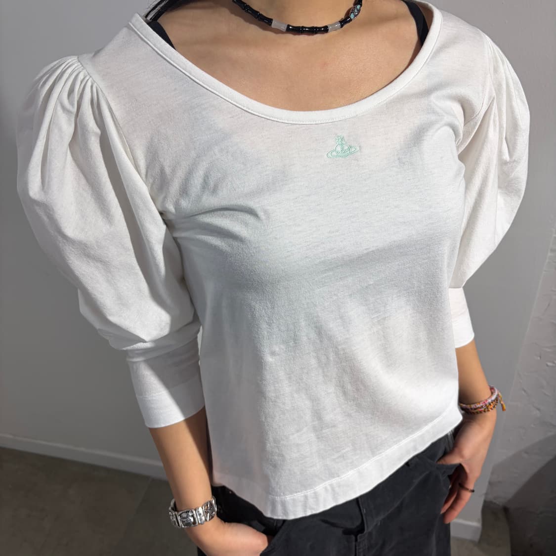 비비안 웨스트우드 화이트 슬리브 긴팔 퍼프 티셔츠 상품이미지2