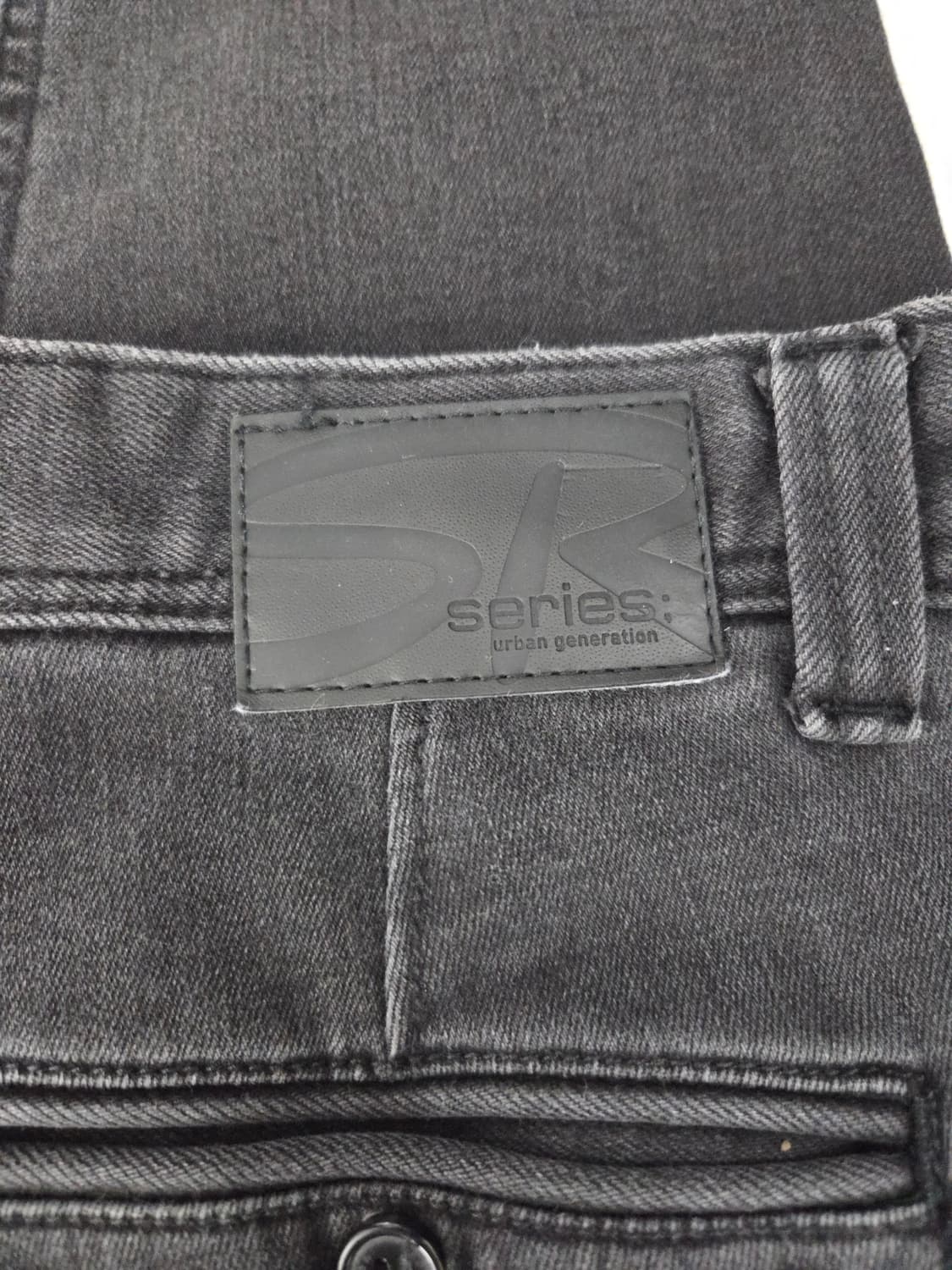 시리즈(series;) 힙스터 핏 블랙 워싱 데님 팬츠 상품이미지6