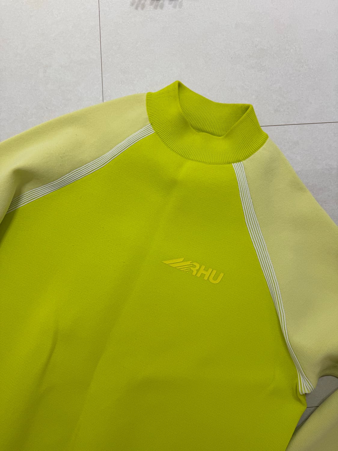 자라 x 루기 ZARA x rhuigi 모크넥 니트 탑 XL 상품이미지2