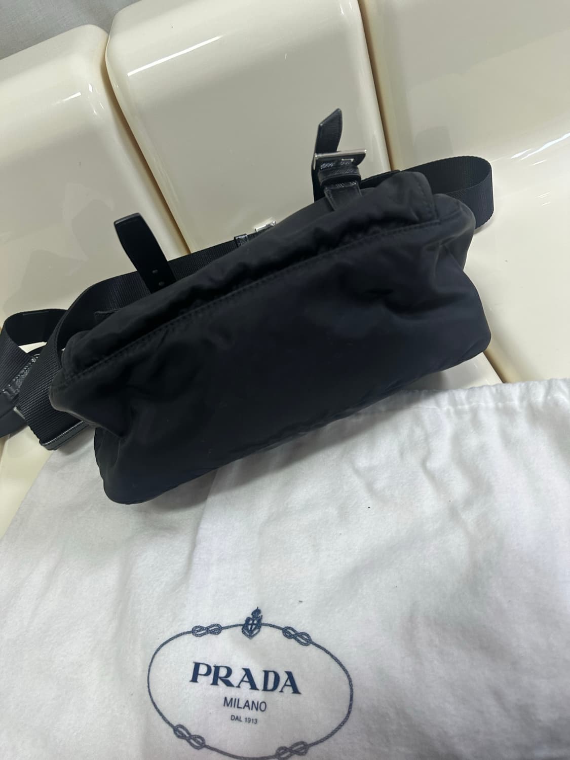 [A+ 정품] 프라다 메신저백 신형 내장칩 상품이미지4