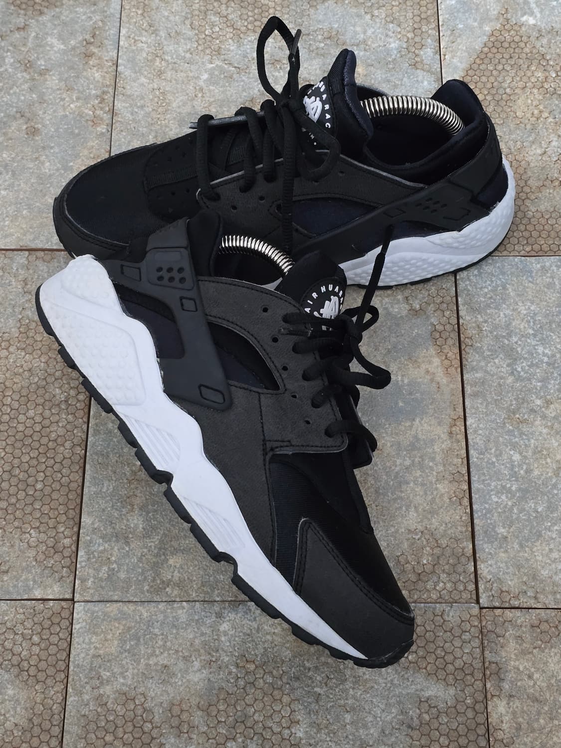 (230)나이키 에어 허라취 런 검흰 상품이미지8