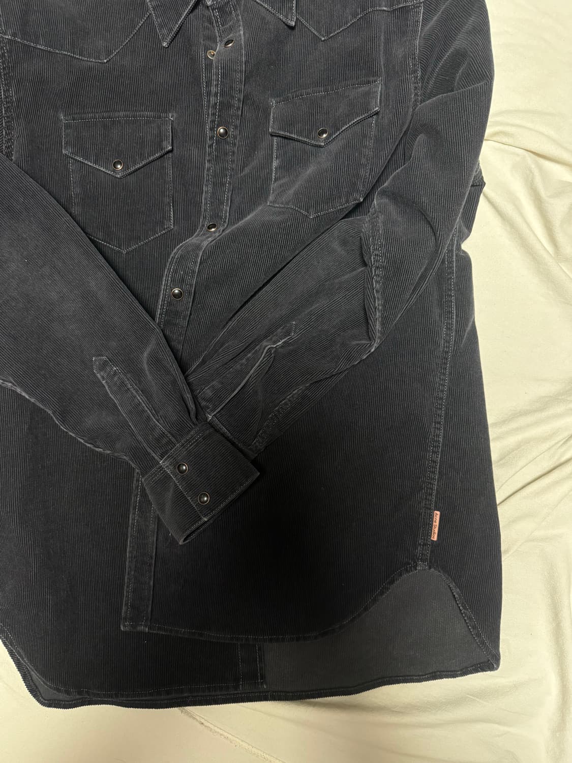 아크네 코듀로이 셔츠 자켓 상품이미지3