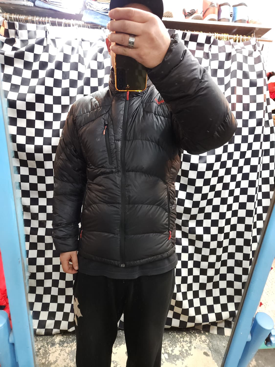 마모트 1000필 경량 다운 자켓

marmot 상품이미지9