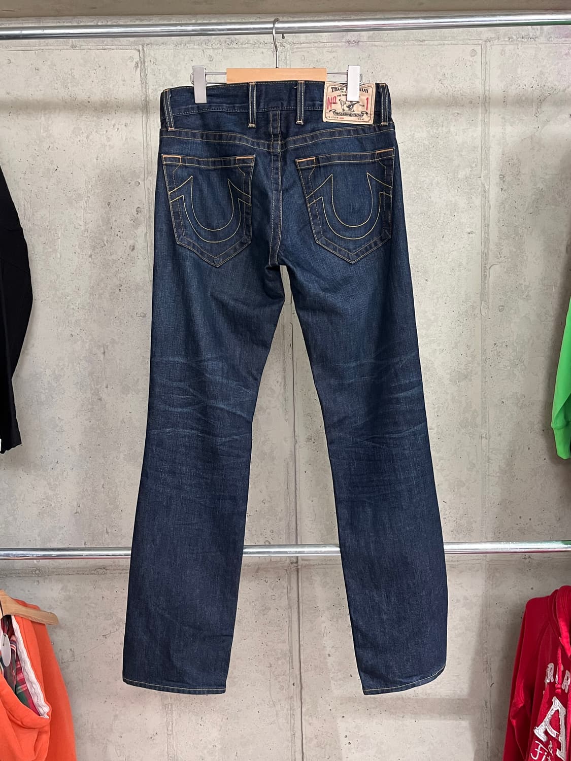 TRUE RELIGION LOGAN SUPER T DENIM PANTS 상품이미지1