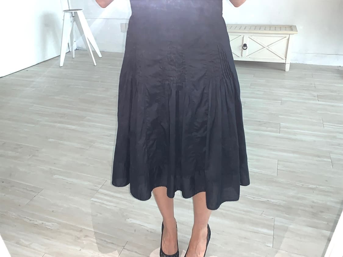Black Pleated Midi Dress 상품이미지4