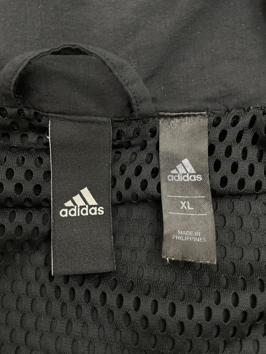 아디다스 빅로고 블랙 윈드브레이커 자켓 상품이미지4