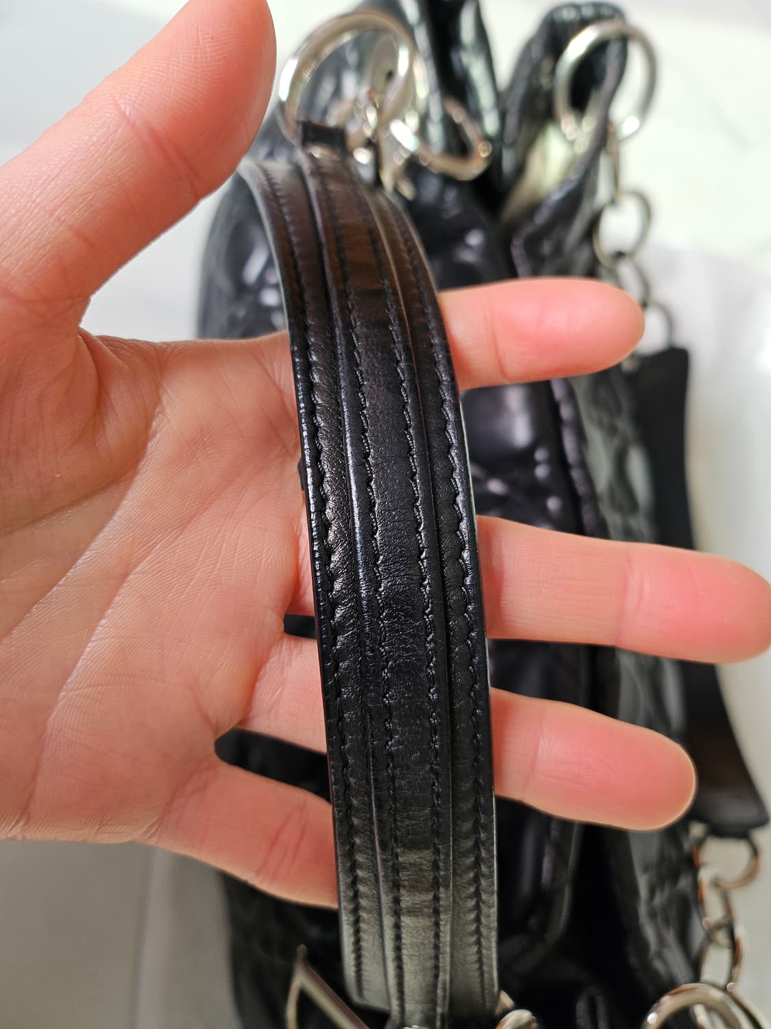 디올 레이디 퀼팅 까나쥬 체인 토트백 상품이미지5