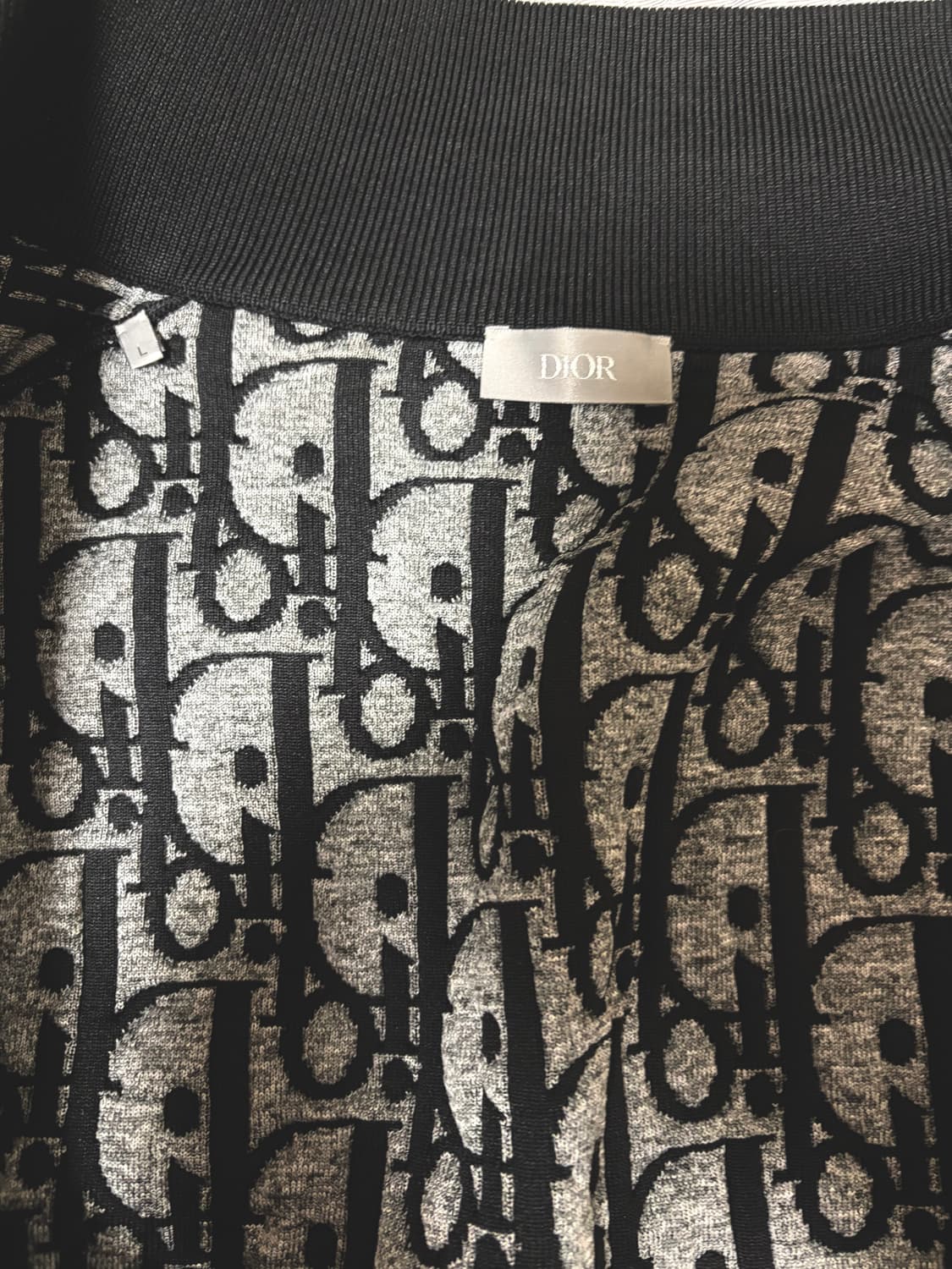 디올 니트 집업 상품이미지4