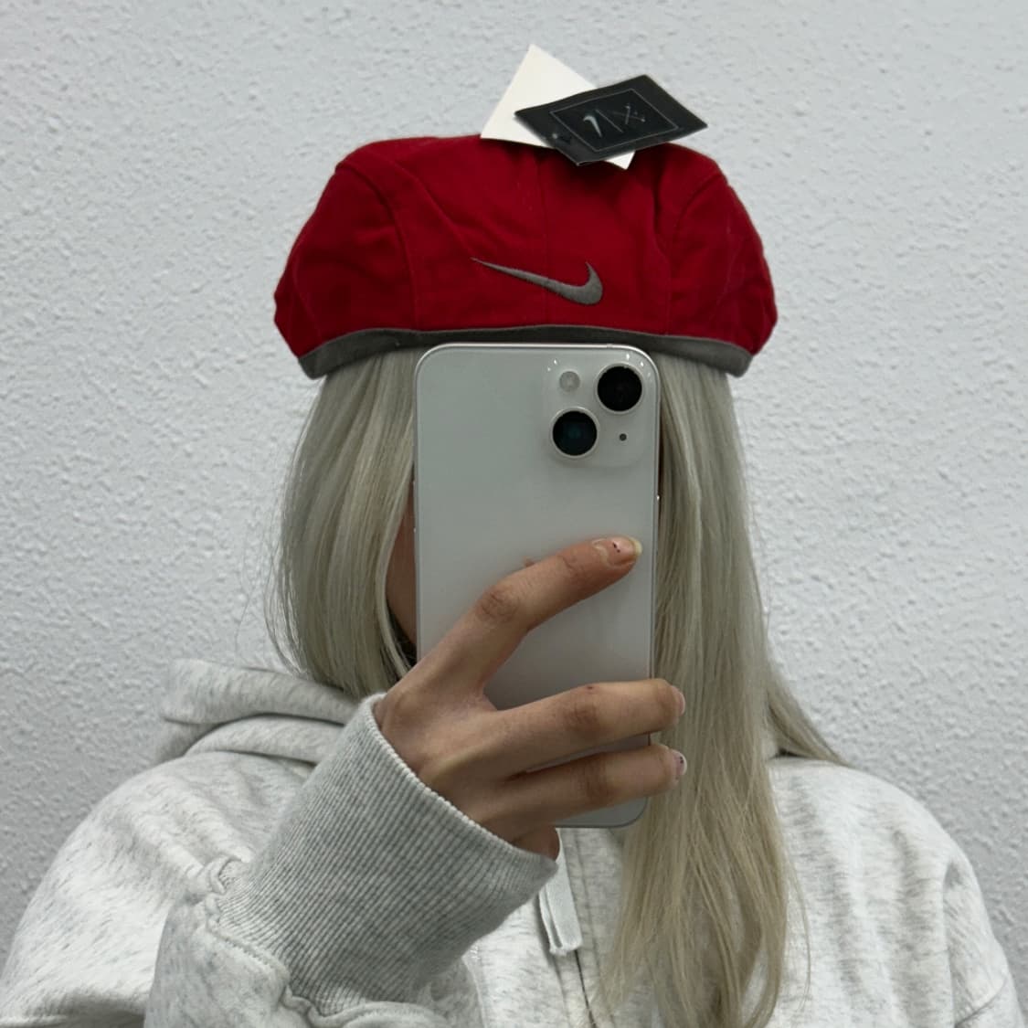 나이키 90's 그레이 스우시 레드 헌팅캡 상품이미지1