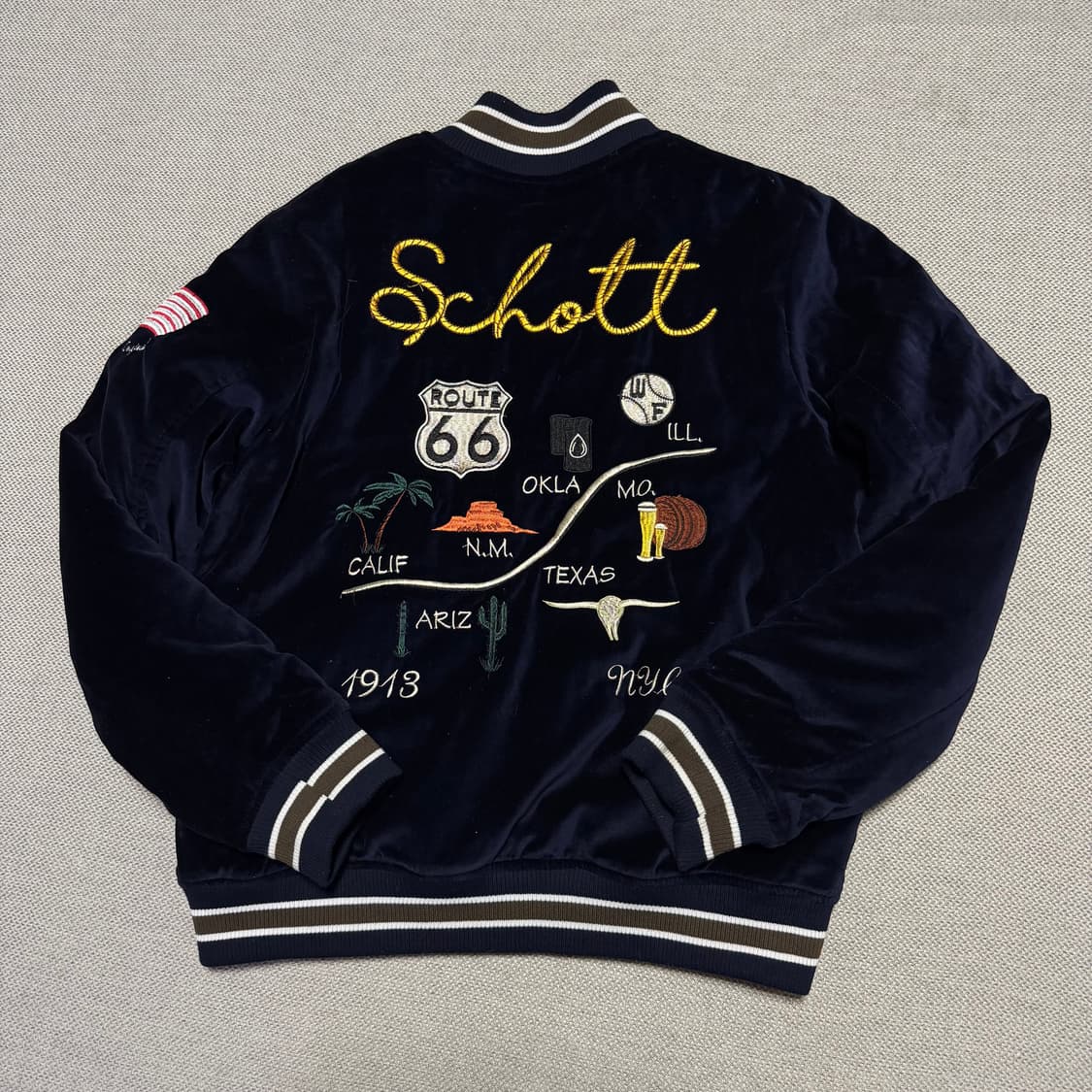 SCHOTT 쇼트 벨벳 바시티 자켓 상품이미지5