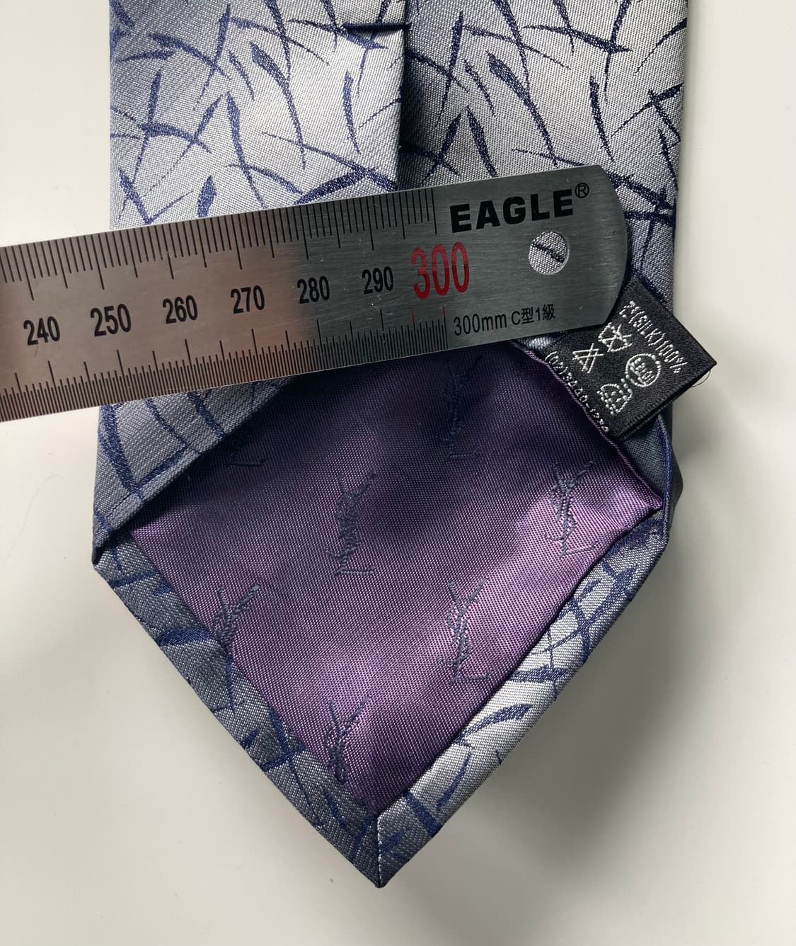 입생로랑 넥타이 상품이미지3