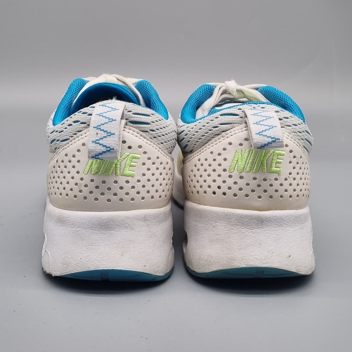 나이키 에어맥스 티아 여성운동화230 상품이미지4