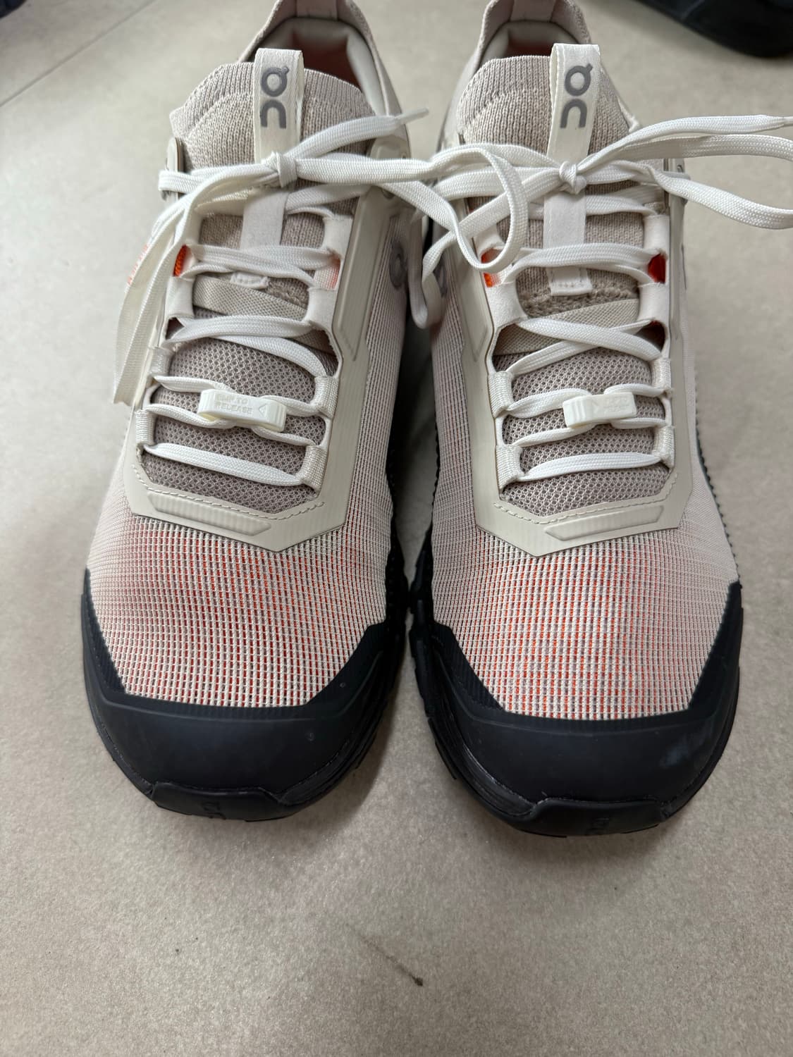 클라우드 울트라2 샌드블랙 43 상품이미지2