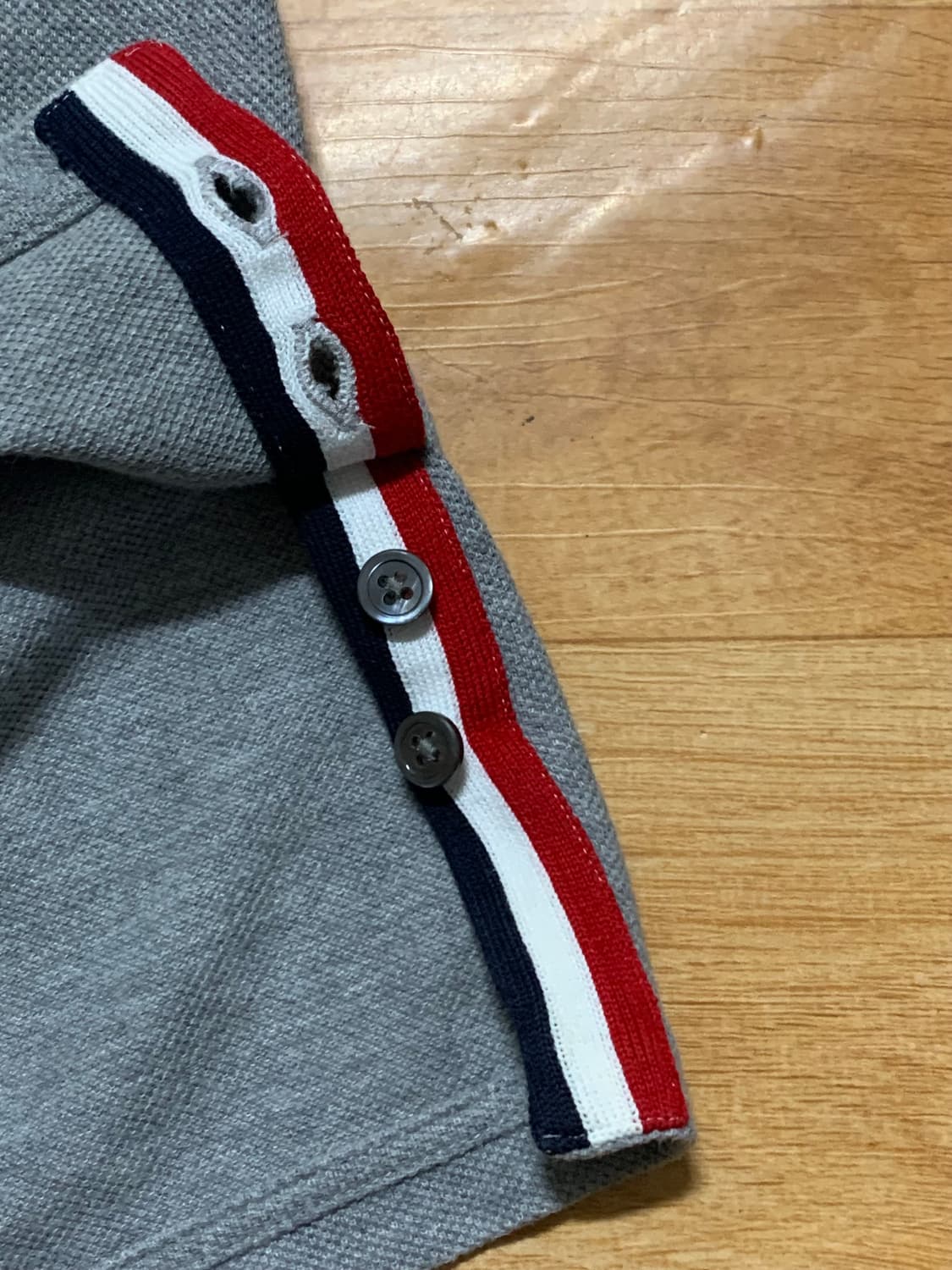 THOM BROWNE 톰 브라운 숏츠 슬리브 상품이미지4
