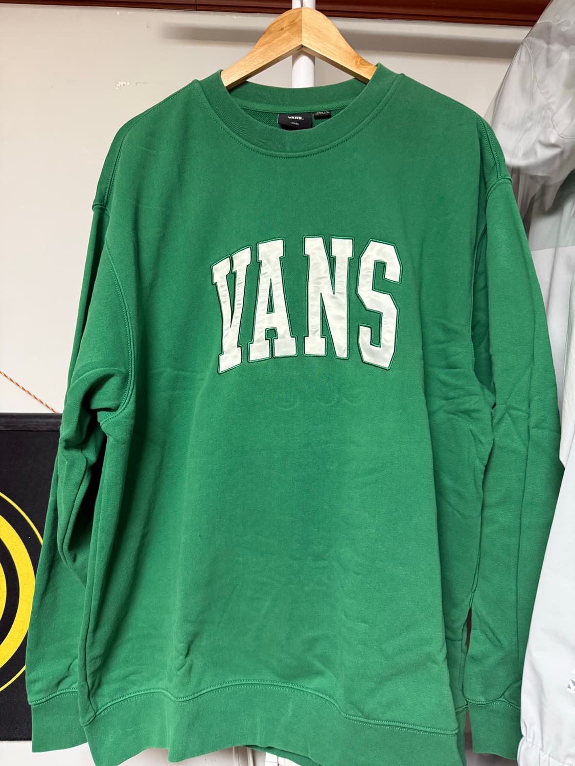 반스 맨투맨 라지 상품이미지1