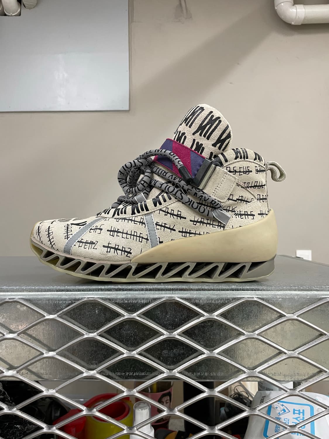 캠퍼 X 버나드 윌헴 멀티컬러 스니커즈 43 (gr-4216) 상품이미지1