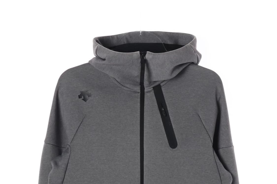 데상트 테크니컬 사선 포켓 하이넥 후드 집업 L 상품이미지3