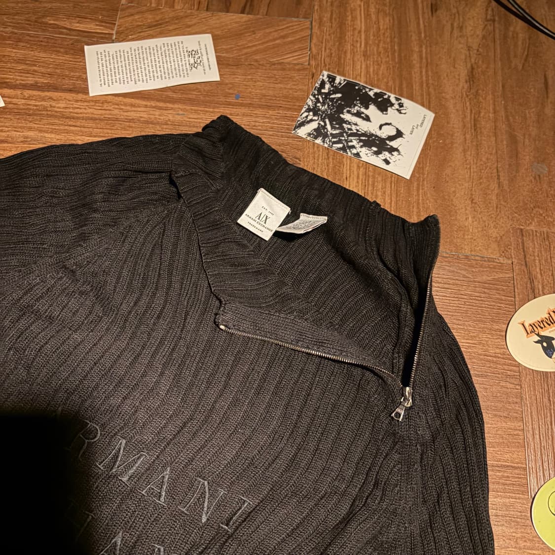 Armani exchange 넥 사이드 리리 집업 니트 블랙 상품이미지4