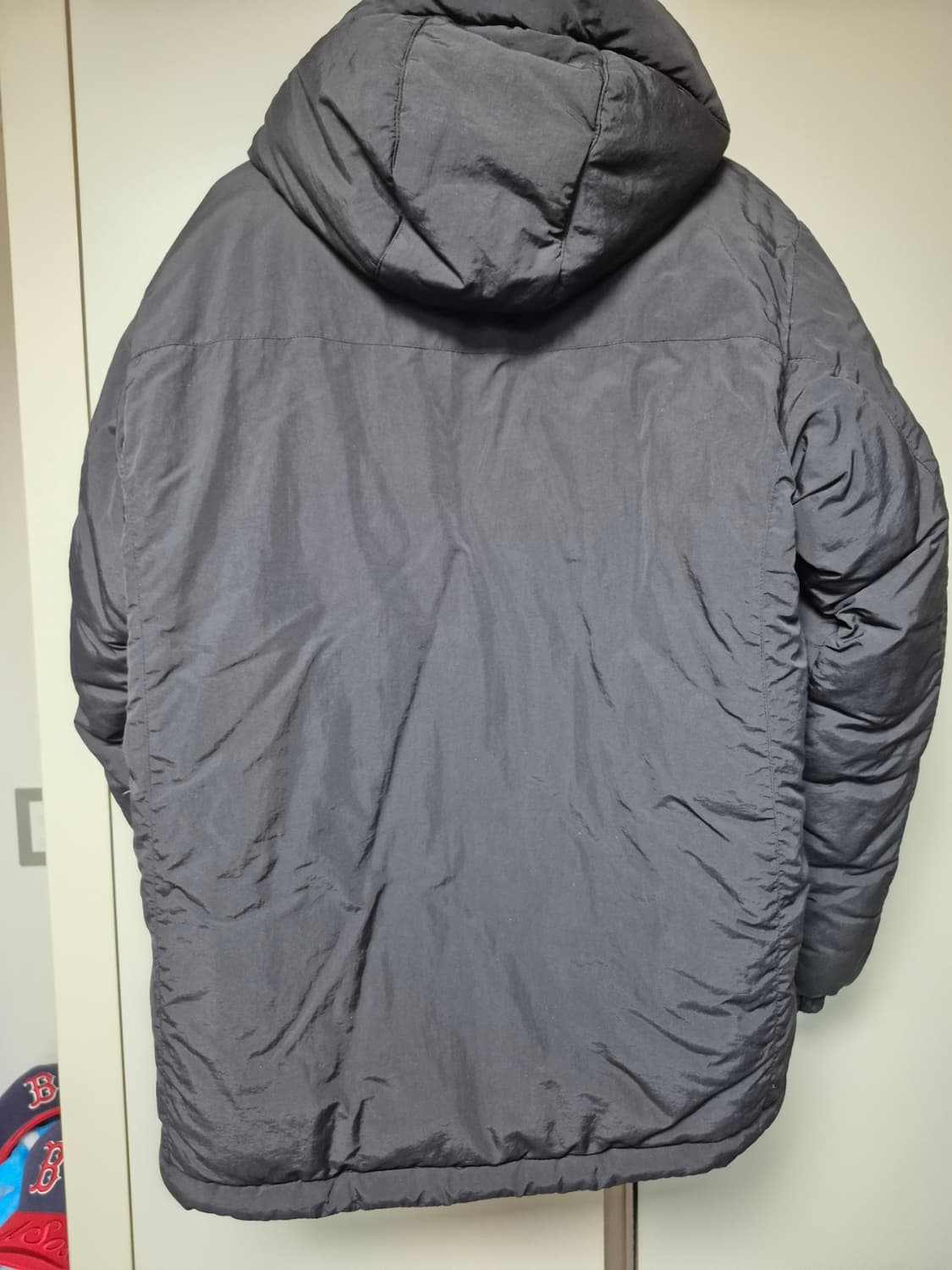 데상트 오리털 패딩 105사이즈 팝니다  상품이미지2