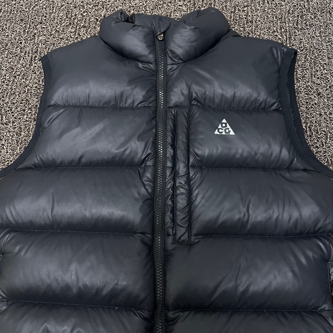 NIKE 나이키 ACG 구스다운 패딩 조끼 블랙 M 상품이미지2