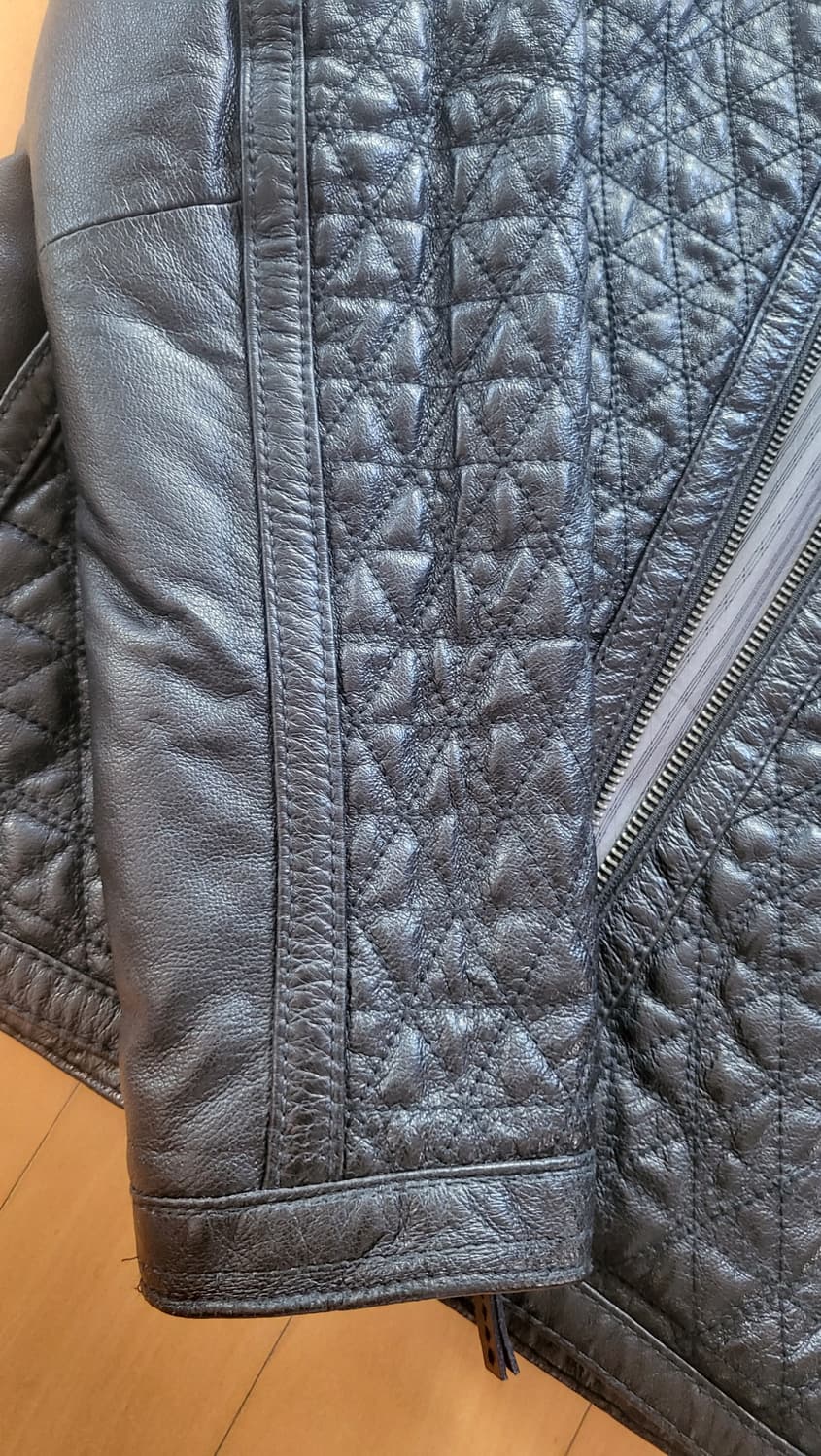 알마니퀄팅리얼가죽자켓Sㅡ신품동일ㅡ해운대 상품이미지5