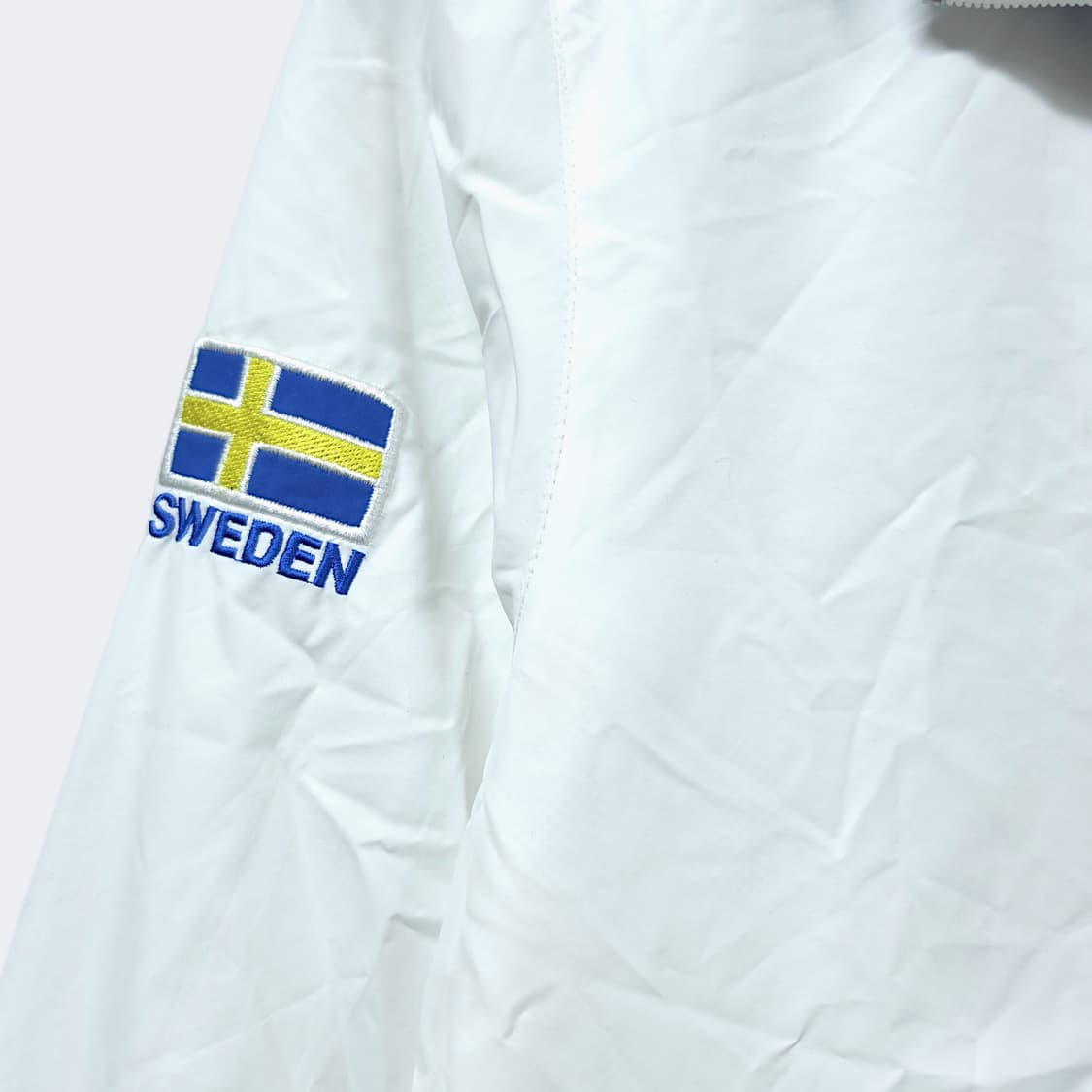[90] 엄브로 화이트&블루 스웨덴 바람막이 자켓 상품이미지5