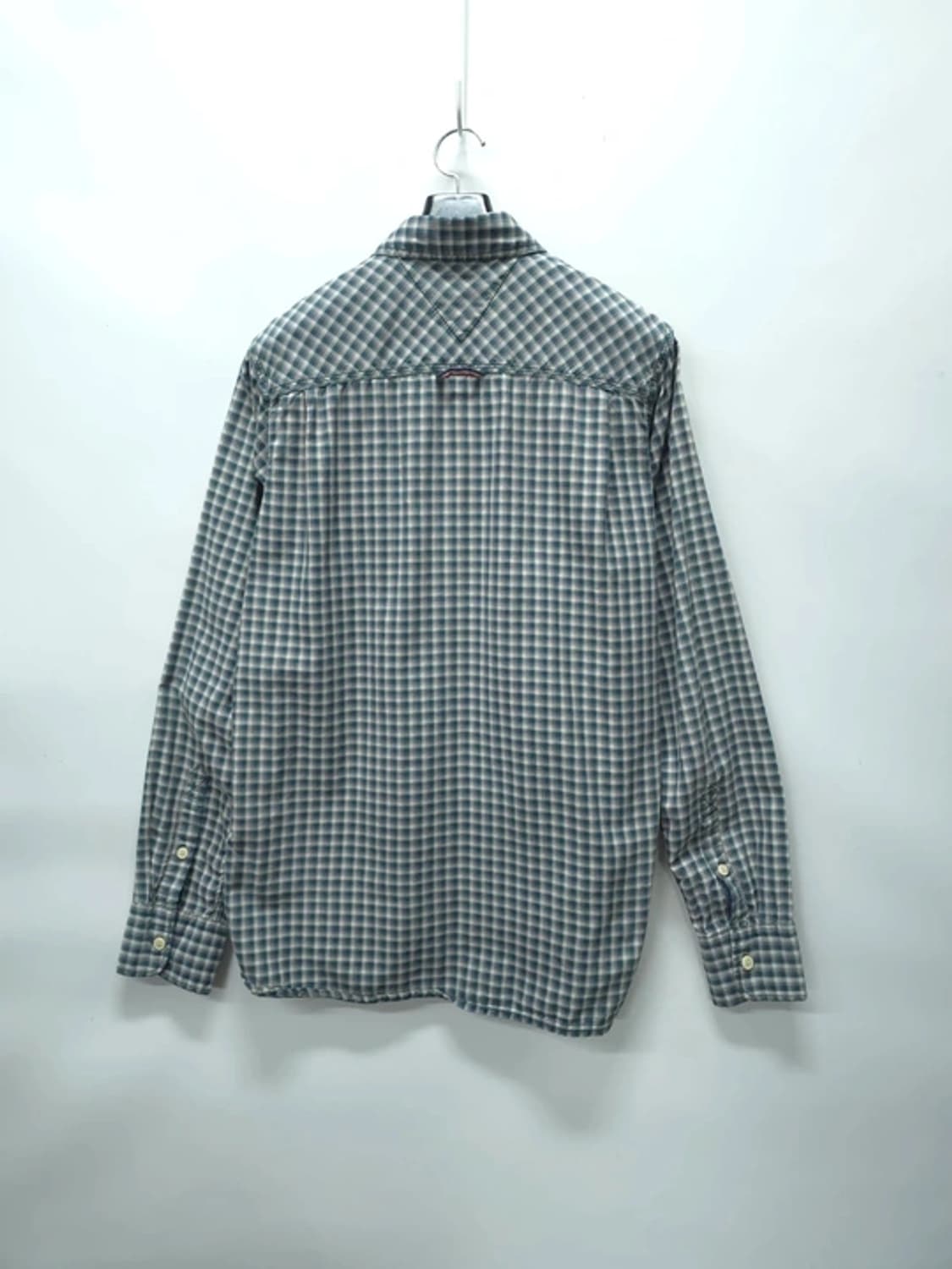힐피거데님 남성 블루 그레이 체크패턴 캐주얼셔츠 (95~100) 상품이미지5