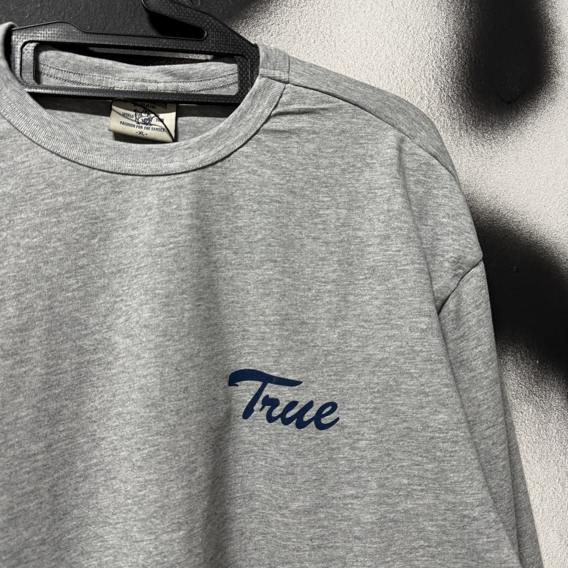 트루릴리젼 백 프린팅 월드투어 데드스탁 롱 슬리브 상품이미지3