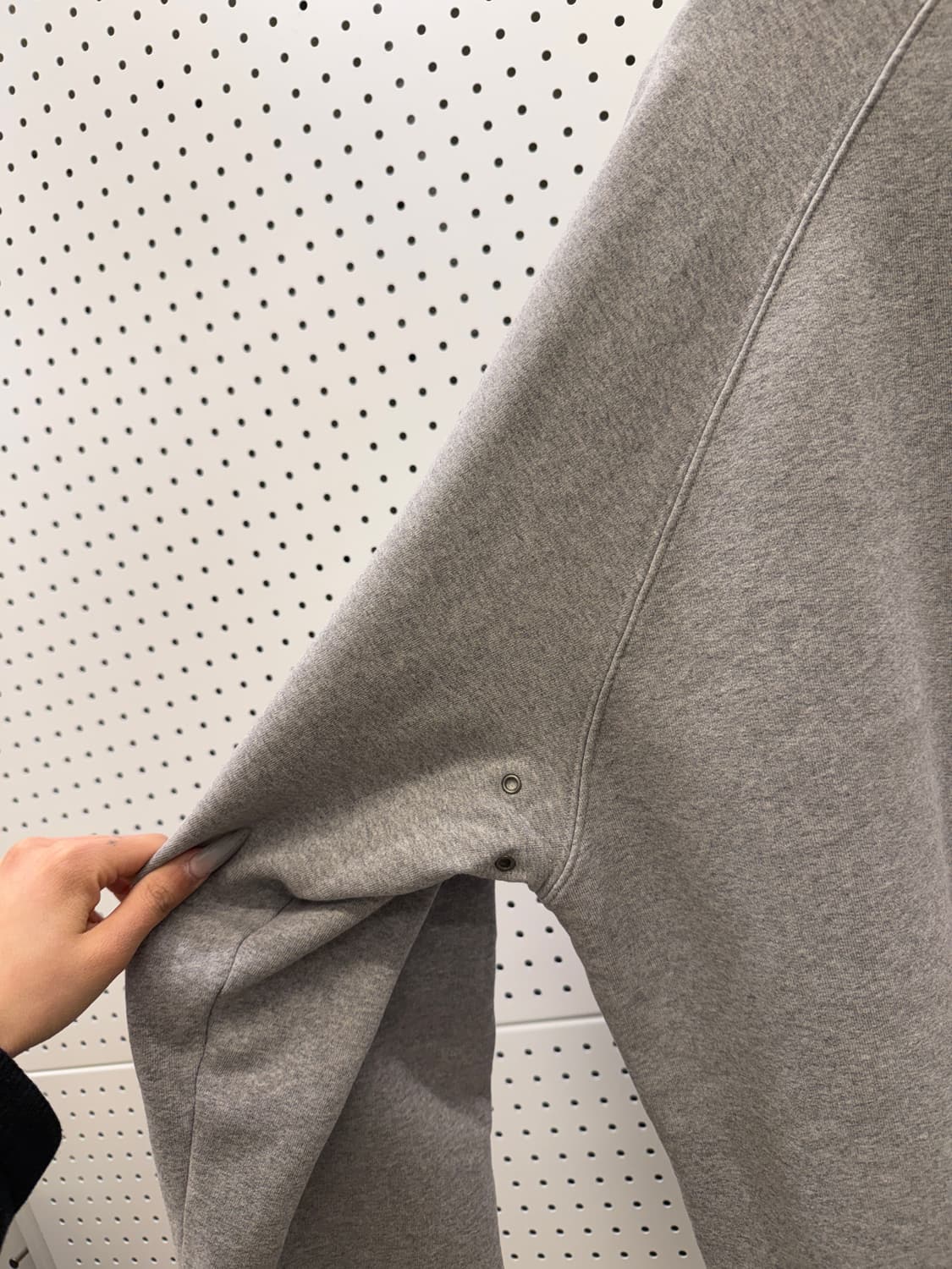 아디다스 뉴욕 양키스 로고 맨투맨 그레이 U954 상품이미지6