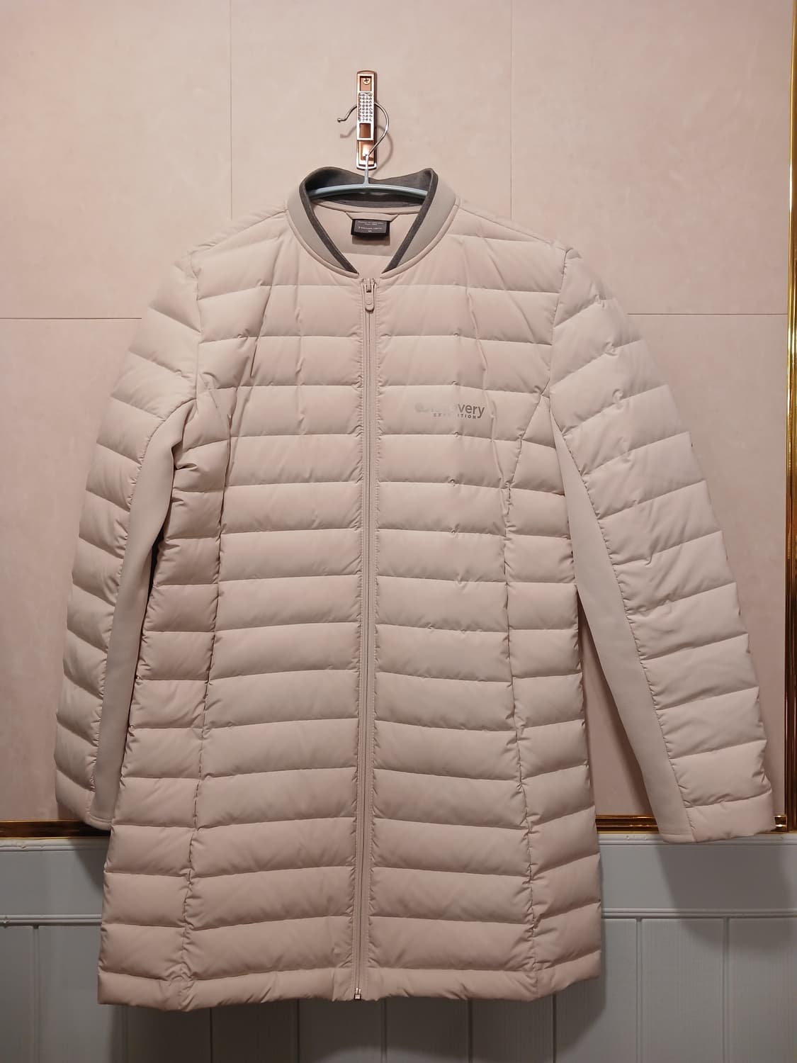 디스커버리 정품 여성 경량패딩 95 사이즈 상품이미지1