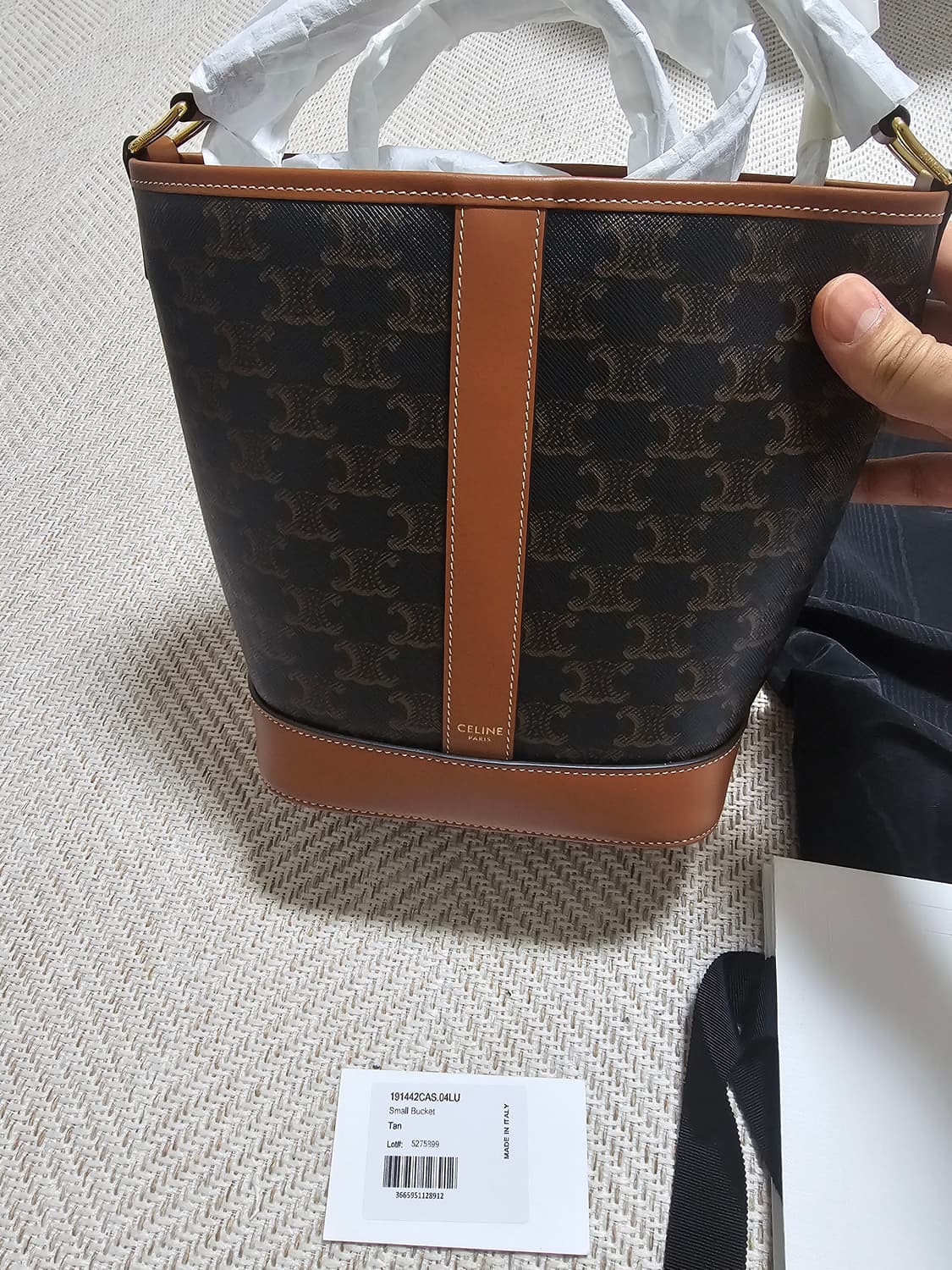 셀린느 스몰 버킷백 새제품 상품이미지3