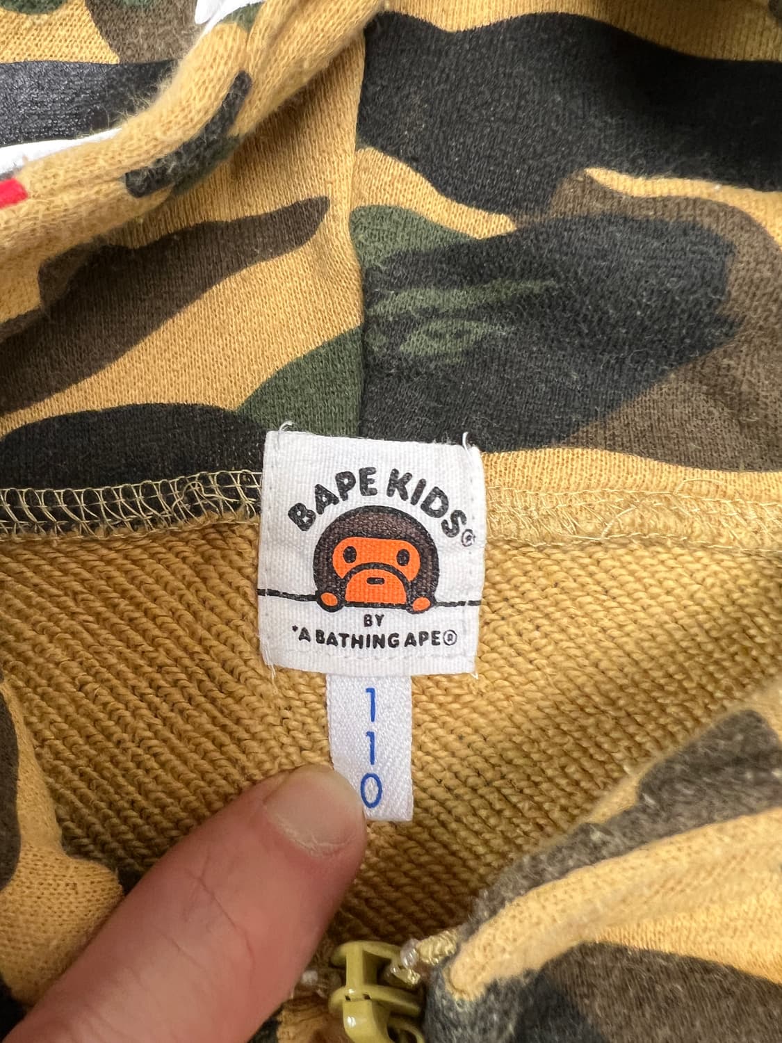 BAPE KIDS 샤크 카모 후드 집업 베이지 110 상품이미지3