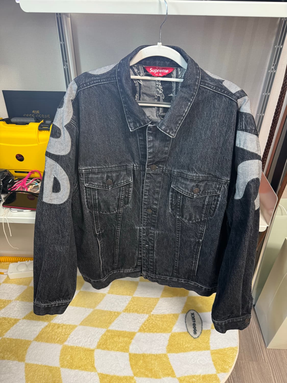 22 슈프림 흑청 트러커3rd 팝니다xl 상품이미지1