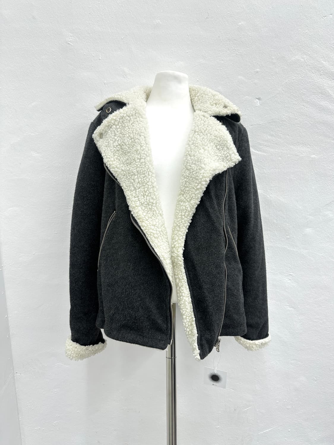 Vintage shearling fur mustang 상품이미지3