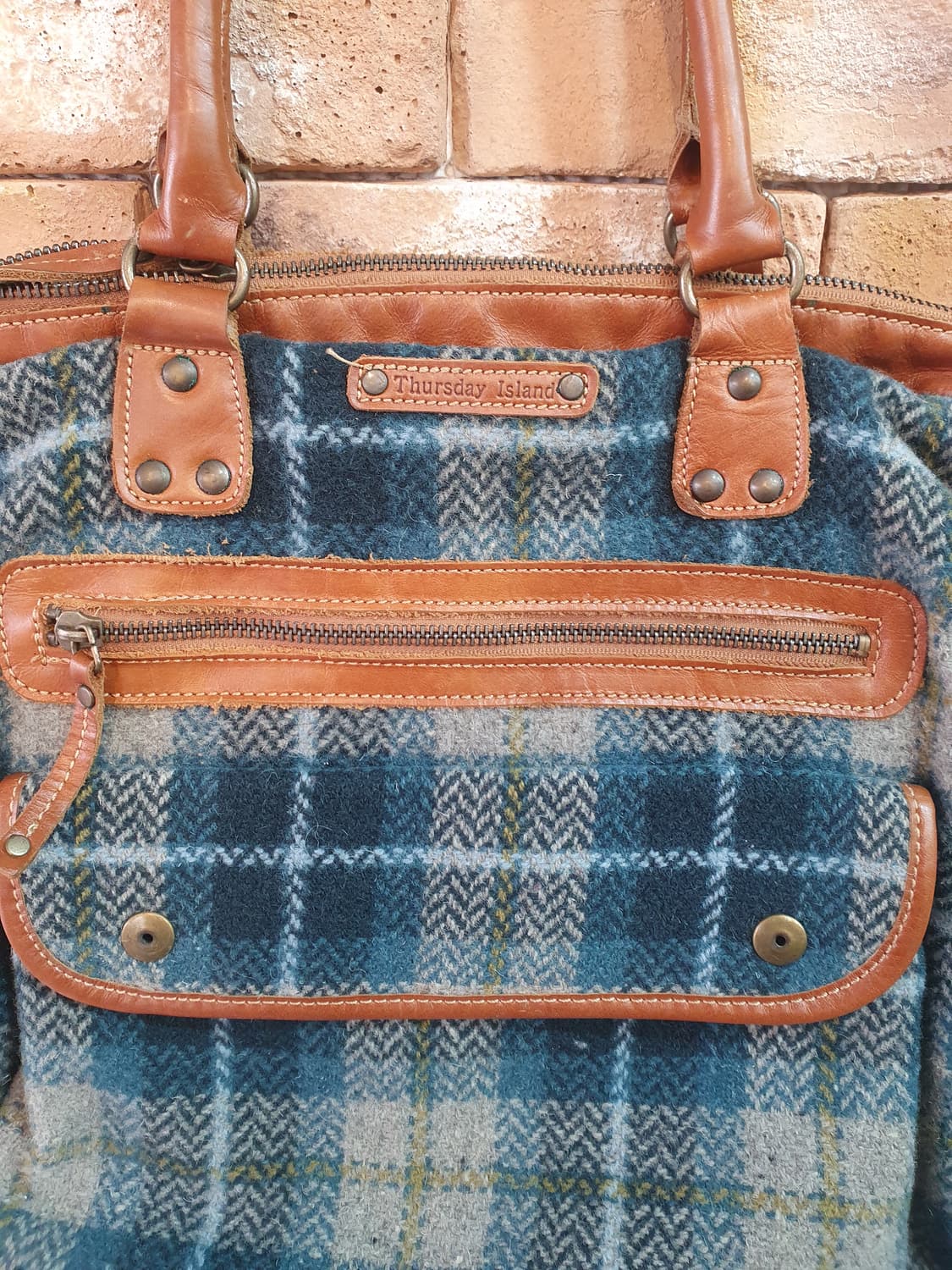 Thursday Island 체크 토트백 상품이미지3