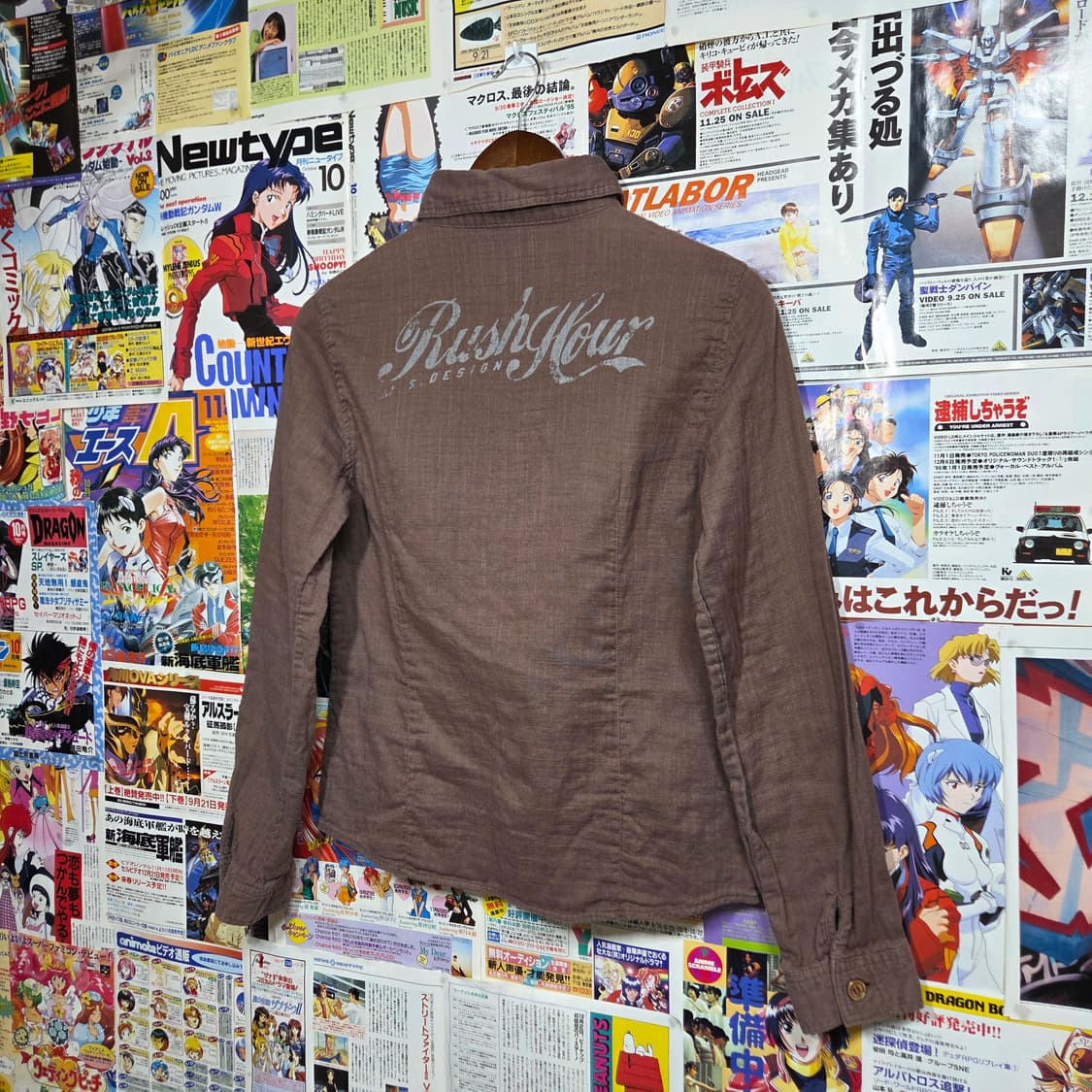 JPN 러시아워 브라운 패치 프린팅 셔츠 상품이미지5