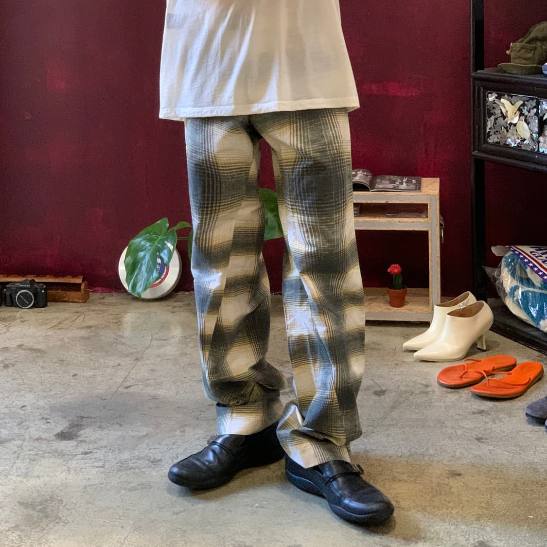 비앙카 손더스 3D 벨티드 체크 트라우저 상품이미지7