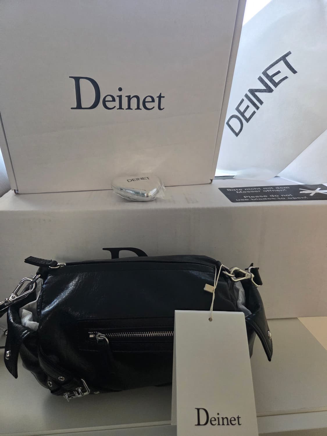 다이닛 하트 키링 포함 새상품) 다이닛 스터드 포켓백 블랙 상품이미지4