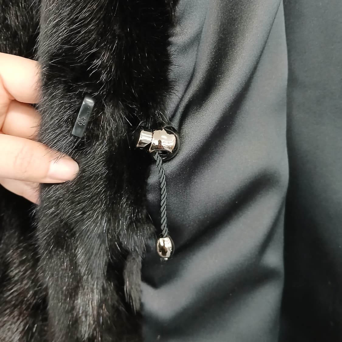 MALIELLAROSATI 블랙 밍크 코트 여성용 상품이미지2