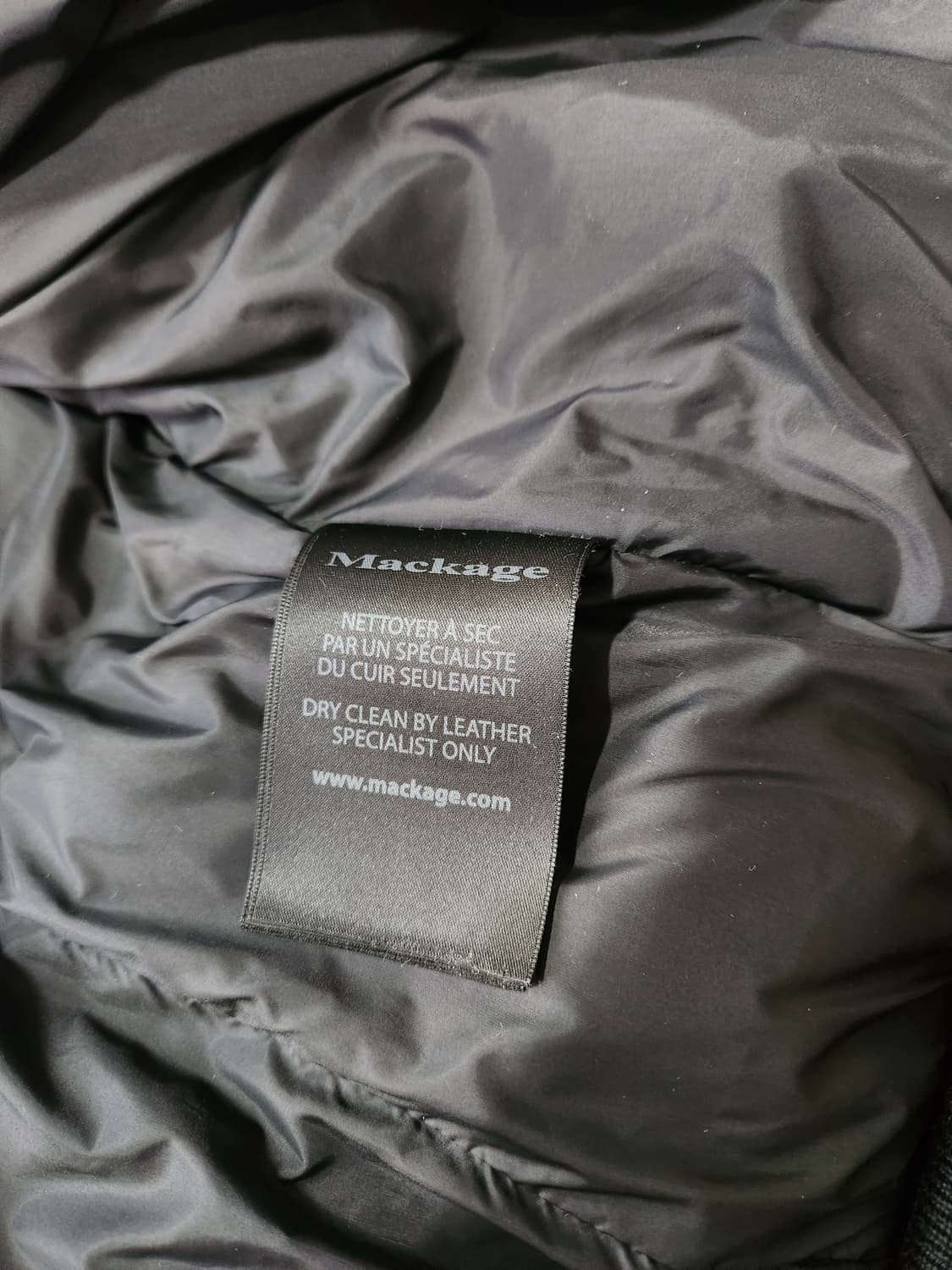 맥케이지 딕슨 금장 네이비 패딩 상품이미지3