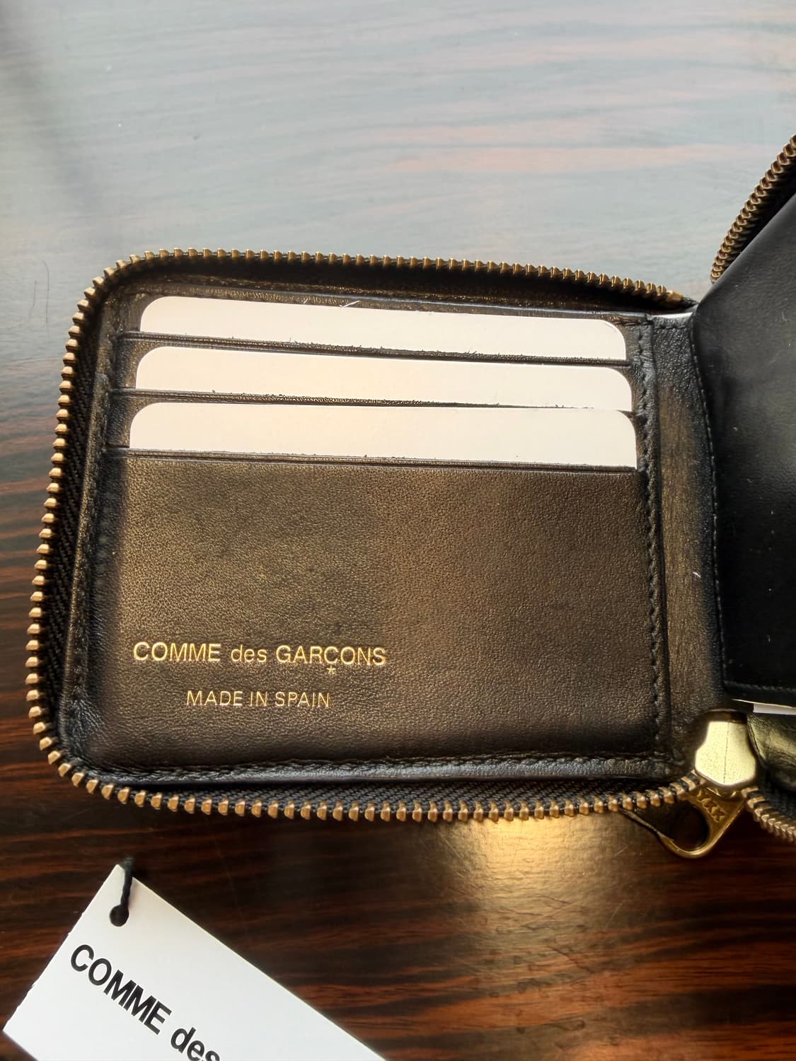 꼼데가르송 23AW 지퍼 어라운드 가죽 지갑 상품이미지4