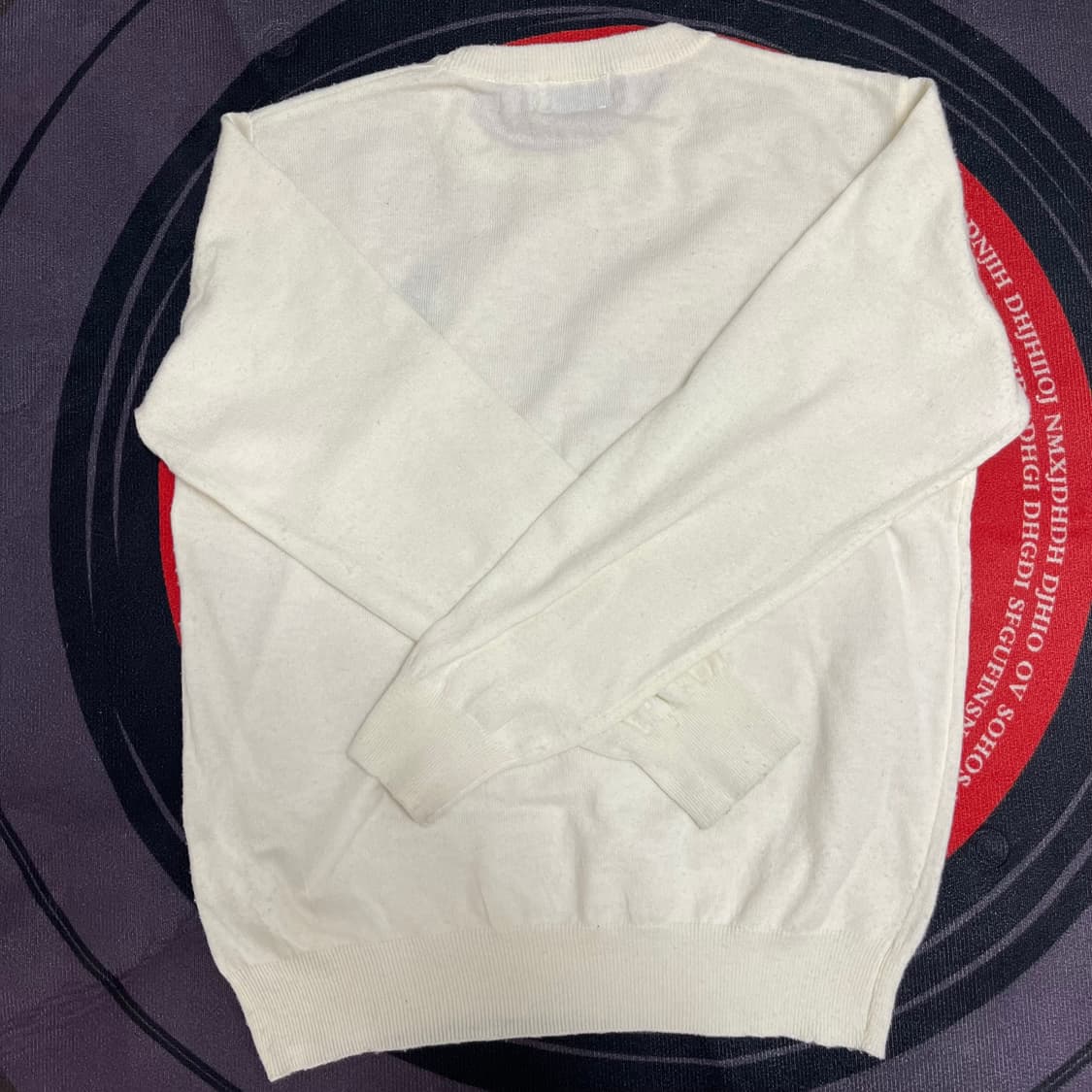 아미 하트로고 화이트 크루넥 니트 상품이미지4