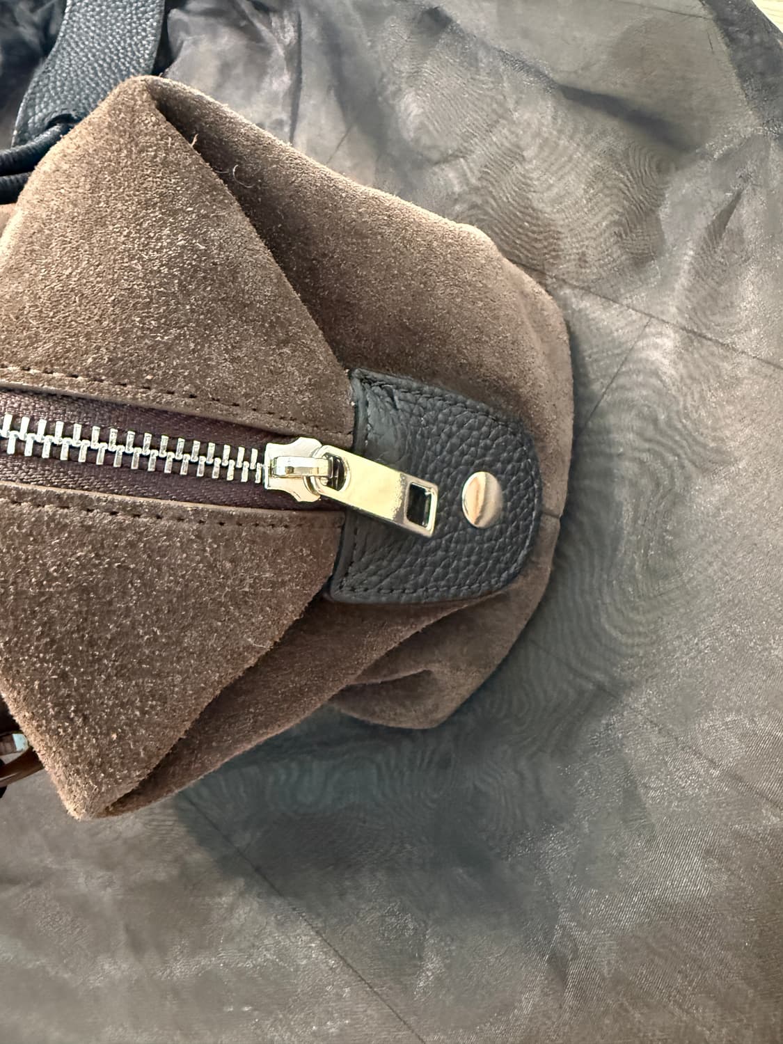 714center 마고백 스웨이드 브라운 컬러 상품이미지4