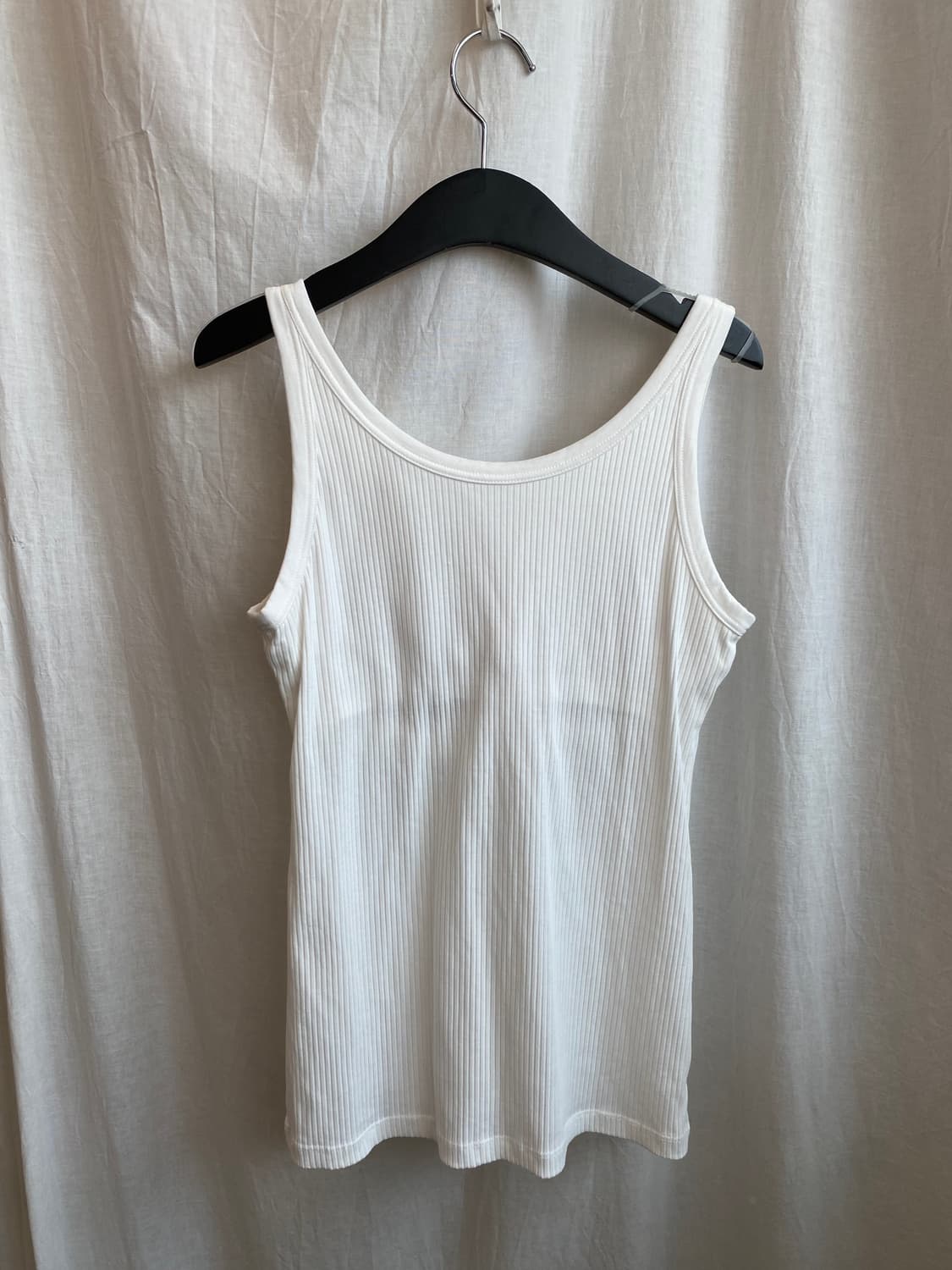 GU 화이트 캡슬리브리스탑(L) 상품이미지2