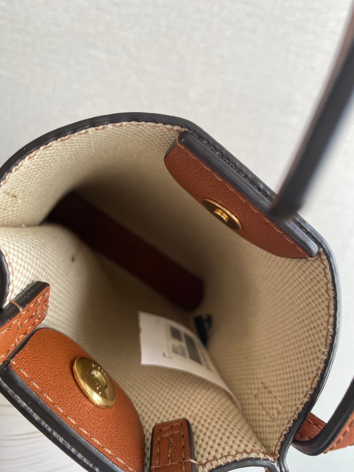 헤지스 가죽 미니 크로스백 상품이미지6