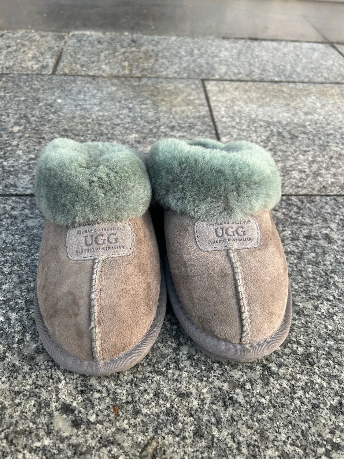 어그 뮬 코케트 240size 상품이미지1