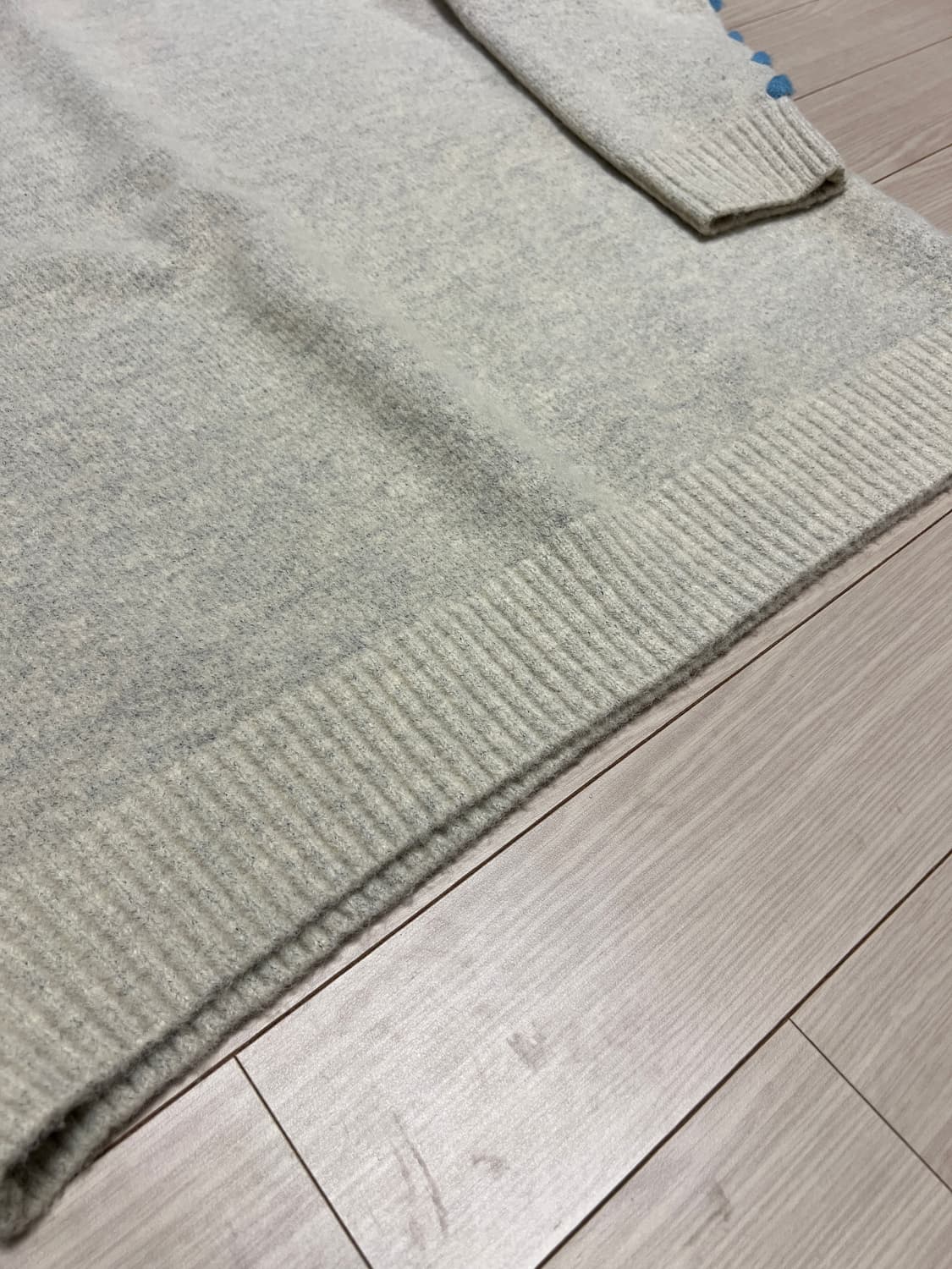 루즈핏 울 니트 스웨터 / 사이드 레이스업 디테일 / L 상품이미지4